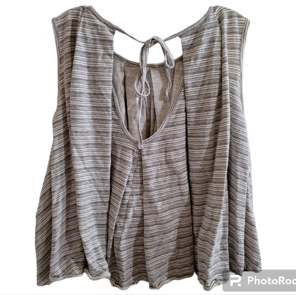 Free People Turn It Up Tank Top Medium Casual Swing Top Tie Back Subtle Stripe - Picture 4 of 8